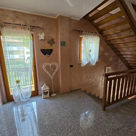 Antico Fienile Agritur Farm stay Mezzocorona